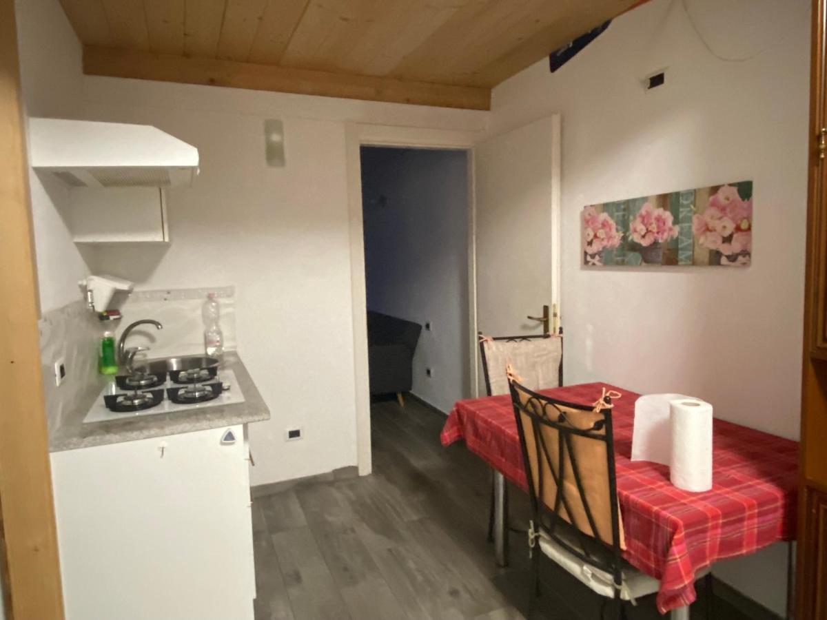Casa Danilo Apartment Cadegliano Viconago Екстериор снимка